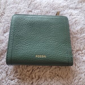 Fossil Logan Leather Small RFID Bifold Wallet